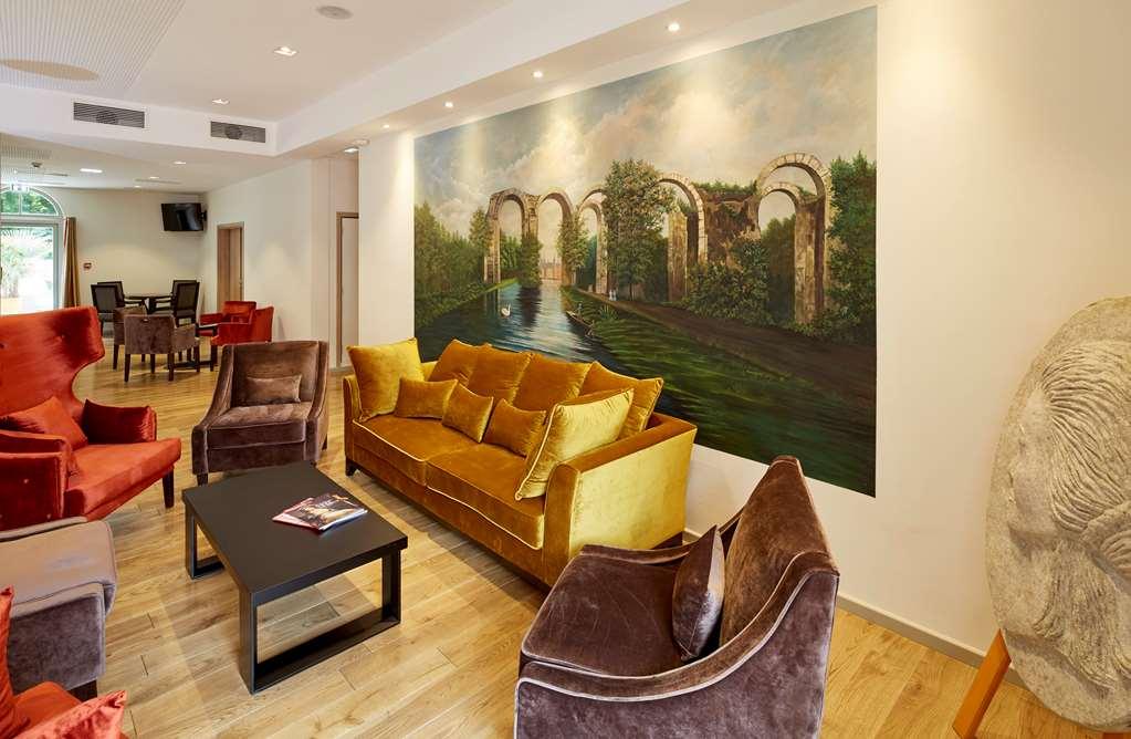 Mercure Maintenon Beltér fotó